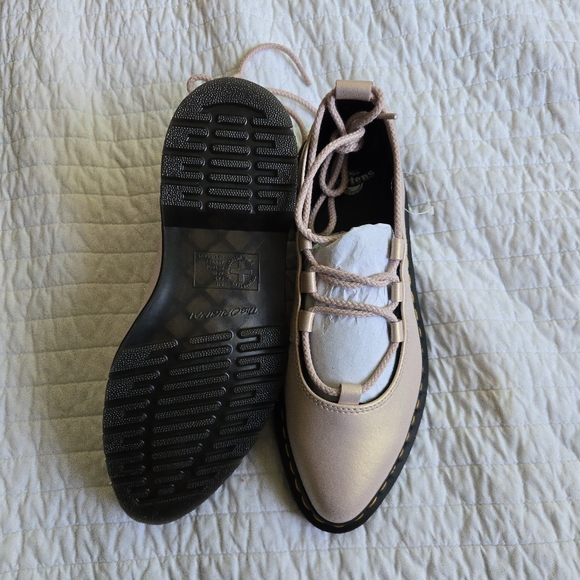 Dr. Martens AirWair Elphie II Women 6 Powder Pink And Gold 022026 - Picture 3 of 7